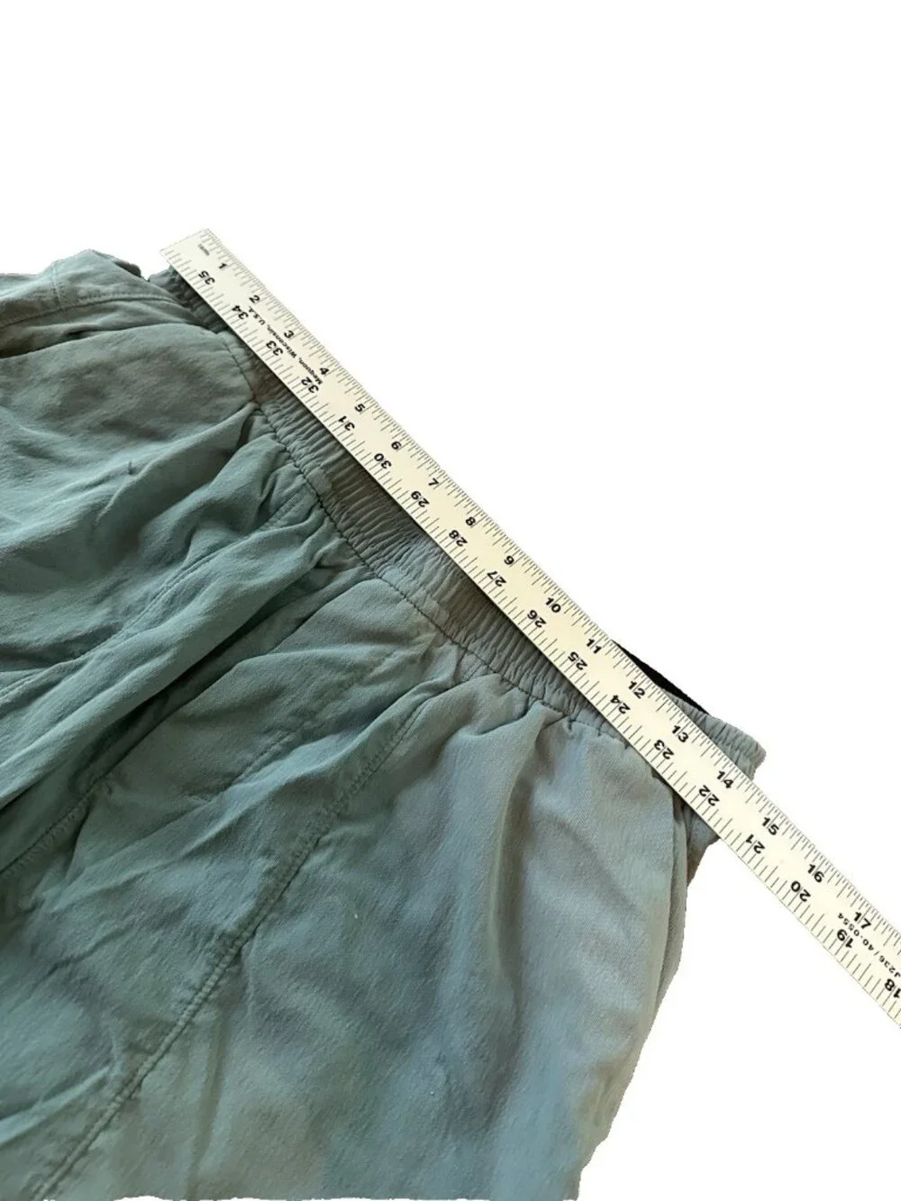 Lululemon Womens L Casual Shorts Sage Green Lined Pull On Jogging Pockets Logo‎